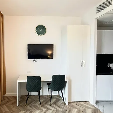 Warsaw Concierge Tower Leilighet Eksteriør bilde